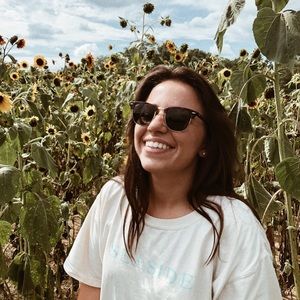 Meet your Posher, Madison